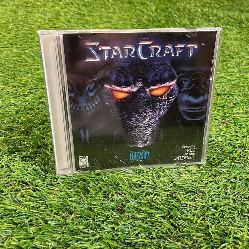 Starcraft Windows 95/98/NT pc video game light play tested works